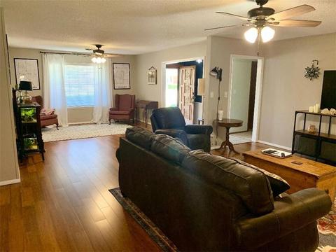 504 N Mockingbird Dr, Altus, OK 73521 photo 8