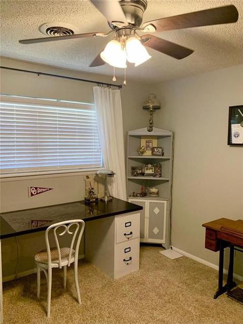 504 N Mockingbird Dr, Altus, OK 73521 photo 19