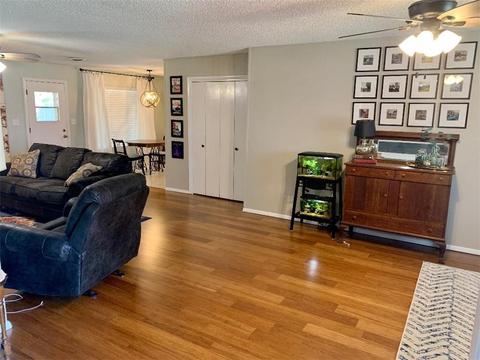 504 N Mockingbird Dr, Altus, OK 73521 photo 3