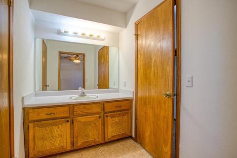 566 Sunset Dr, Watonga, OK 73772 photo 9