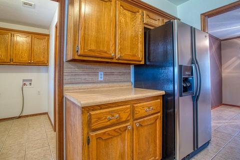 566 Sunset Dr, Watonga, OK 73772 photo 7