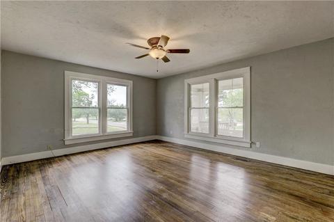 1005 E Noble Ave, Guthrie, OK 73044 photo 5