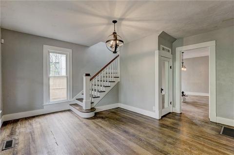 1005 E Noble Ave, Guthrie, OK 73044 photo 2
