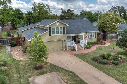 325 E 7th St, Edmond, OK 73034 photo 1