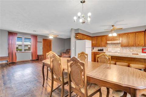 620 E Benton Ave, Sayre, OK 73662 photo 9