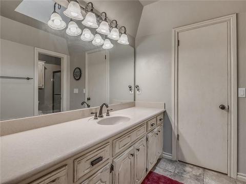 224 E Olympic Dr, Yukon, OK 73099 photo 17