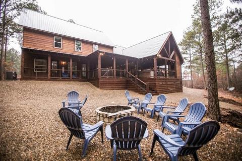 141 Wavey Pine Ln, Broken Bow, OK 74728 photo 2