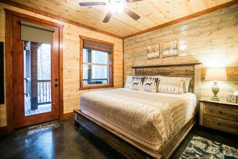141 Wavey Pine Ln, Broken Bow, OK 74728 photo 8