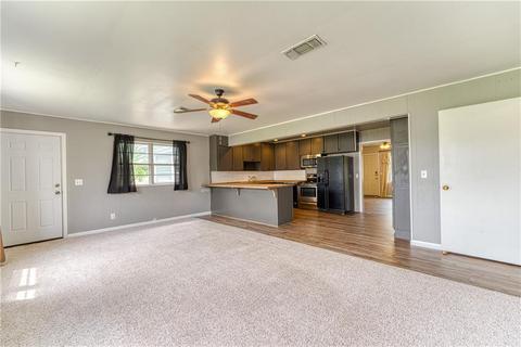 305 S Highland Dr, Erick, OK 73645 photo 7