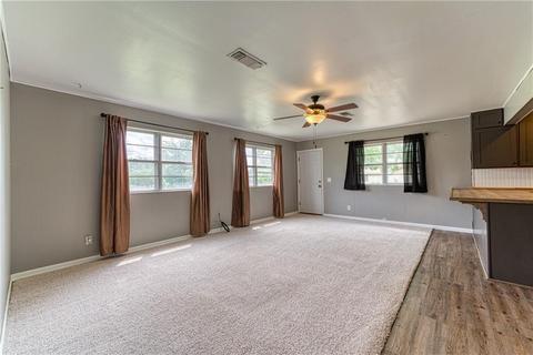305 S Highland Dr, Erick, OK 73645 photo 9
