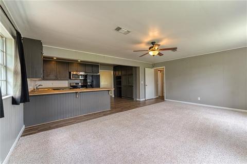 305 S Highland Dr, Erick, OK 73645 photo 10