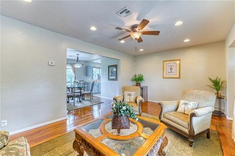 816 E Sycamore Ave, Altus, OK 73521 photo 9