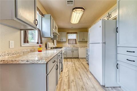 816 E Sycamore Ave, Altus, OK 73521 photo 17