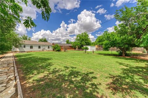 816 E Sycamore Ave, Altus, OK 73521 photo 34