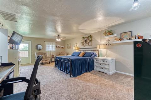 630 E Benton Ave, Sayre, OK 73662 photo 17