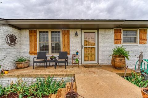 630 E Benton Ave, Sayre, OK 73662 photo 5