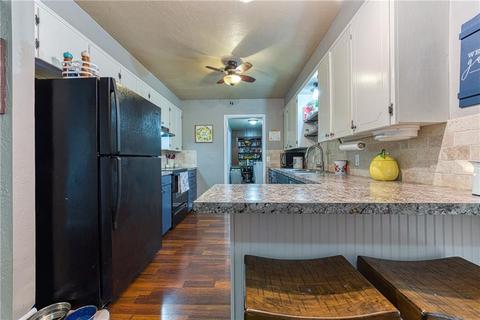 630 E Benton Ave, Sayre, OK 73662 photo 13