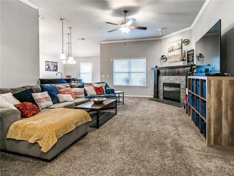 700 Manhattan Dr, Moore, OK 73160 photo 6