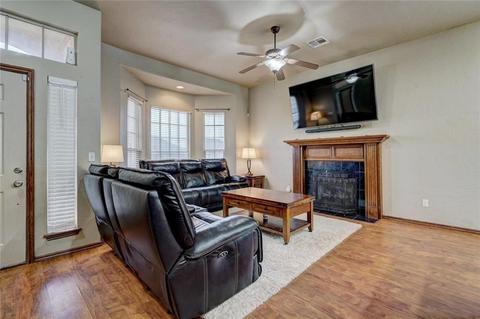 14 Westend Ct, Tuttle, OK 73089 photo 5