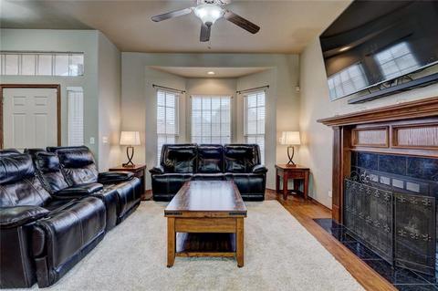 14 Westend Ct, Tuttle, OK 73089 photo 6