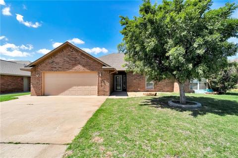 1813 White Tail Cir, Altus, OK 73521 photo 2