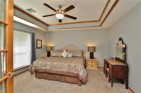 402 SW 5th St, Tuttle, OK 73089 photo 17