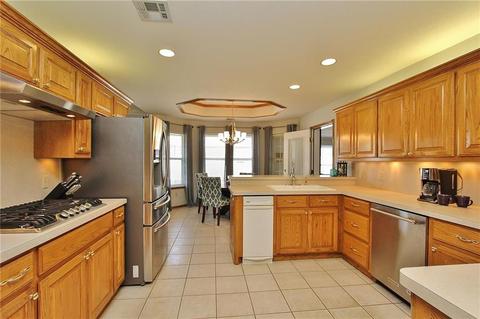 402 SW 5th St, Tuttle, OK 73089 photo 15