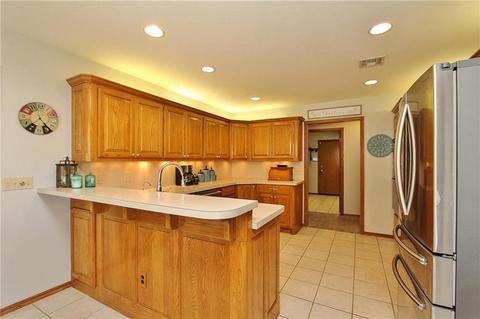 402 SW 5th St, Tuttle, OK 73089 photo 12