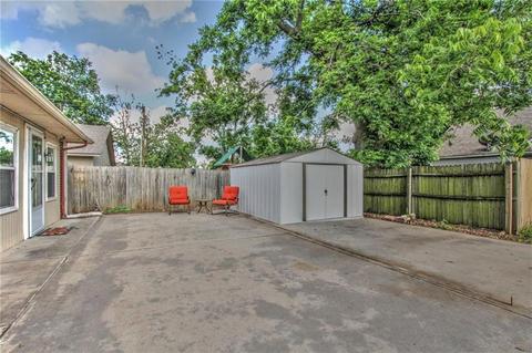 402 SW 5th St, Tuttle, OK 73089 photo 4