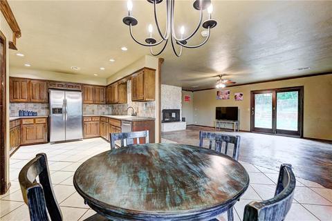 203 Stonegate Dr, Guthrie, OK 73044 photo 6