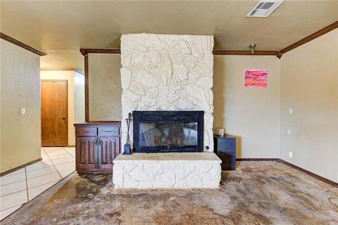 203 Stonegate Dr, Guthrie, OK 73044 photo 3