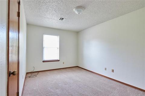 812 Jay Dr, Noble, OK 73068 photo 17