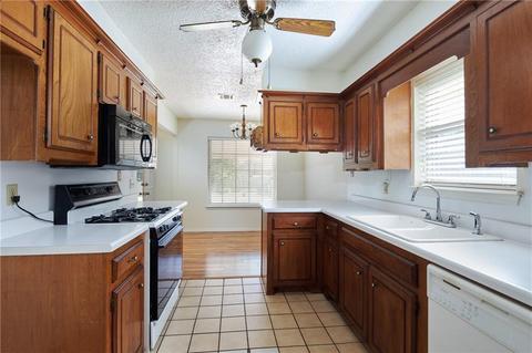 812 Jay Dr, Noble, OK 73068 photo 9