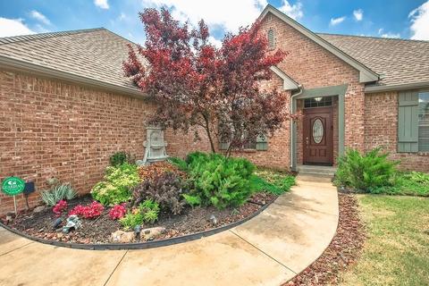 1732 Apache Trl, Edmond, OK 73003 photo 2
