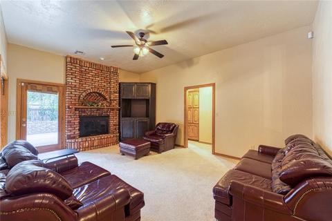 300 Val Verde St, Altus, OK 73521 photo 6