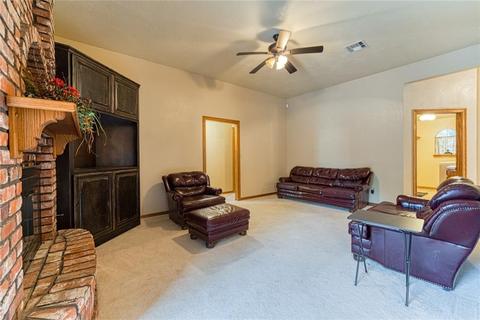 300 Val Verde St, Altus, OK 73521 photo 7