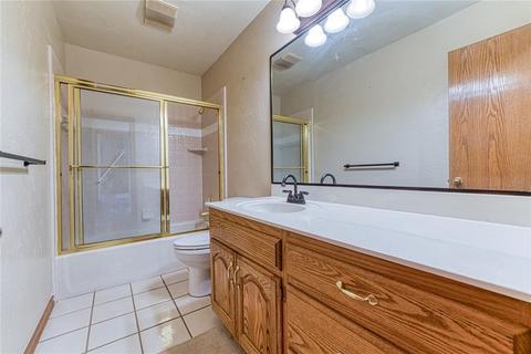 300 Val Verde St, Altus, OK 73521 photo 24