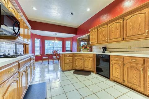 300 Val Verde St, Altus, OK 73521 photo 11