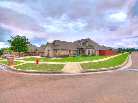 1301 Denver Cir, Moore, OK 73160 photo 2