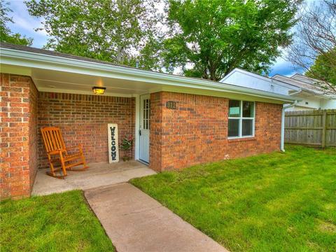 312 E 1st St, Stroud, OK 74079 photo 1