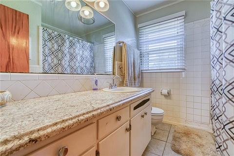 815 E Sycamore St, Altus, OK 73521 photo 21