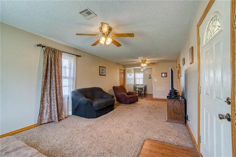 815 E Sycamore St, Altus, OK 73521 photo 6