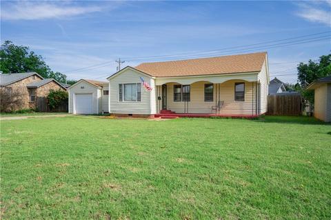 815 E Sycamore St, Altus, OK 73521 photo 2