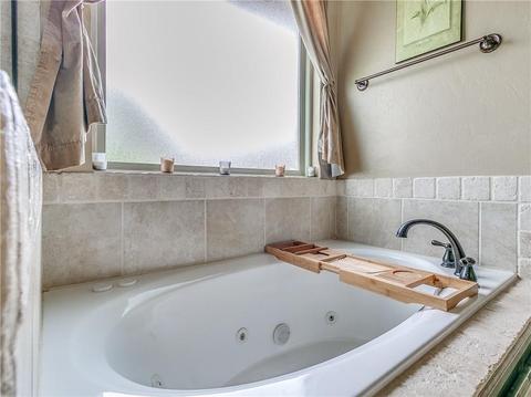 402 Rochester Ct, Tuttle, OK 73089 photo 25
