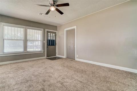 116 E Kirk St, Shawnee, OK 74801 photo 4