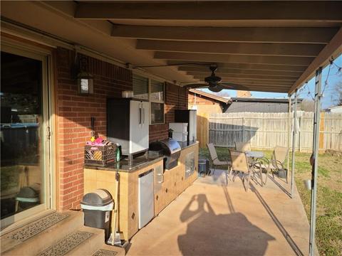 308 S Cardinal Cir, Altus, OK 73521 photo 8