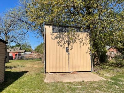729 E Liveoak St, Altus, OK 73521 photo 14