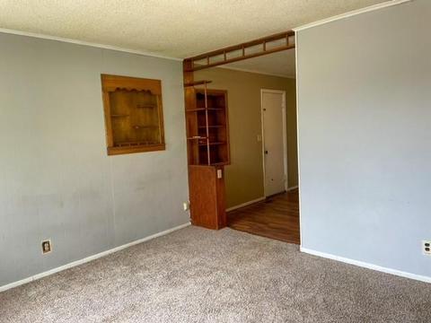 1414 E Broadway St, Cushing, OK 74023 photo 3