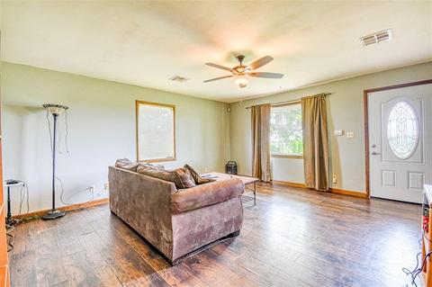 1601 Brookside St, Guthrie, OK 73044 photo 8