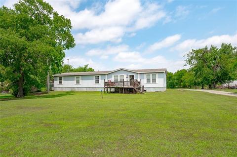 524 E Central Ave, Tryon, OK 74875 photo 1